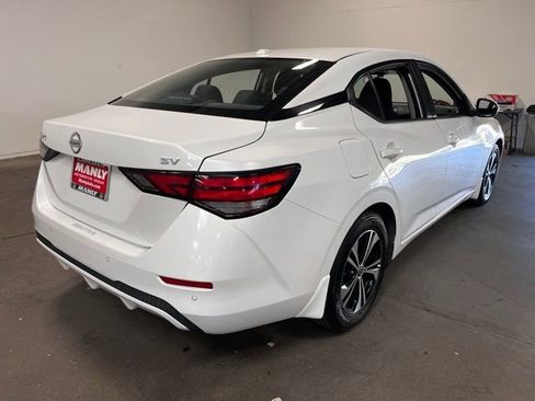 Used 2023 Nissan Sentra SV FWD image 3
