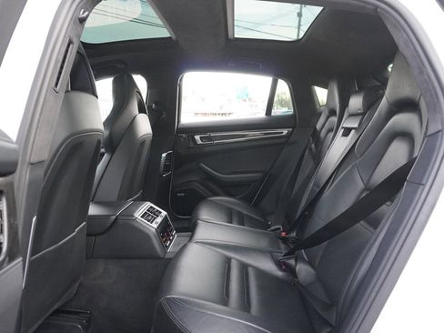 Used 2019 Porsche Panamera Turbo image 43
