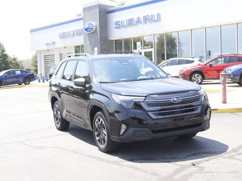 New 2025 Subaru Forester Premium image 1