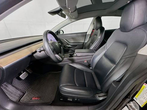 Used 2019 Tesla Model 3 Standard Range RWD image 13