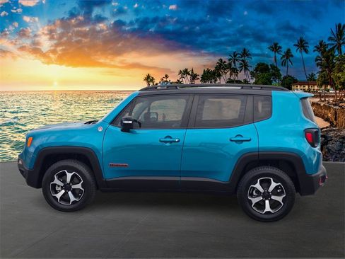 Used 2022 Jeep Renegade Trailhawk image 8