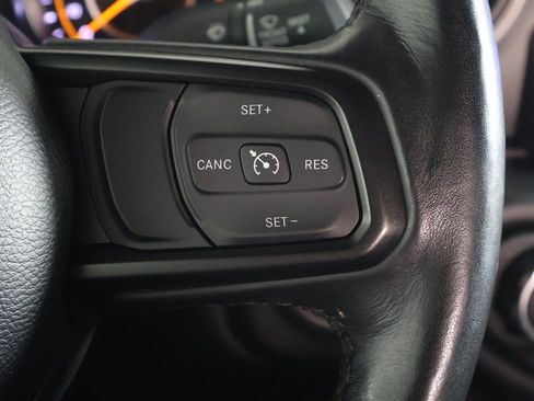 Used 2023 Jeep Gladiator Sport image 33