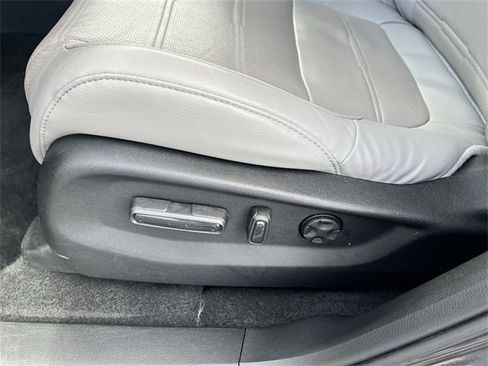 Used 2018 Honda CR-V EX-L image 14