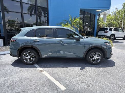Certified 2024 Honda HR-V LX image 9