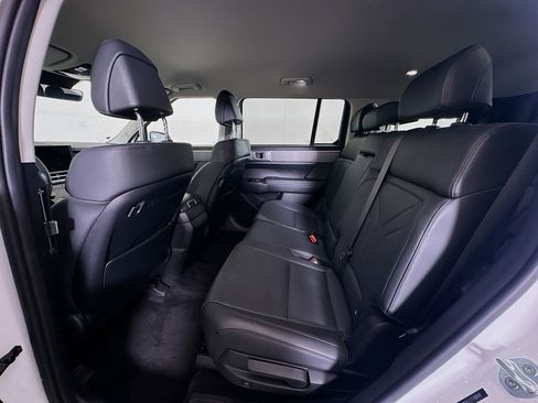 Used 2026 Hyundai Santa Fe SEL FWD image 28