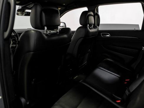 Used 2021 Jeep Grand Cherokee Laredo X image 33