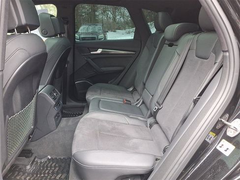 Used 2023 Audi SQ5 Premium Plus w/ Premium Plus Package image 10