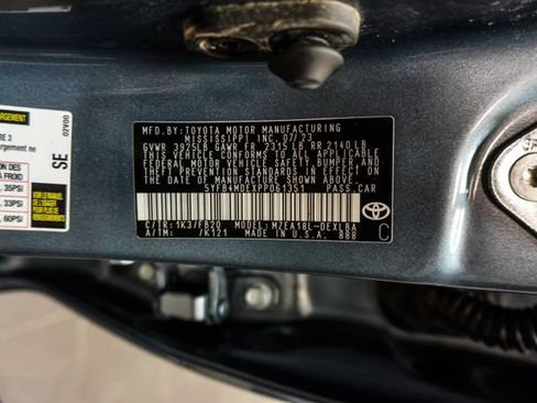 Used 2023 Toyota Corolla LE FWD image 38