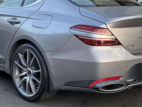 Used 2025 Genesis G70 2.5T AWD/4WD image 11