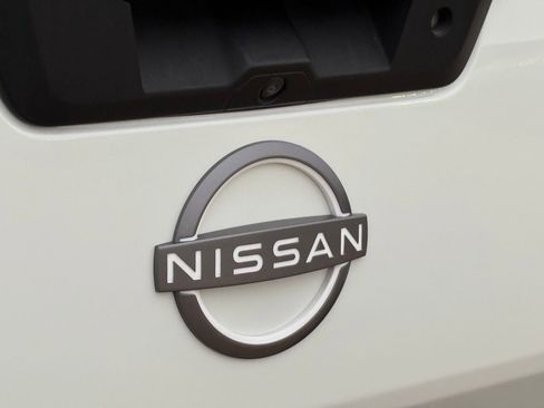 Certified 2025 Nissan Frontier S RWD image 9