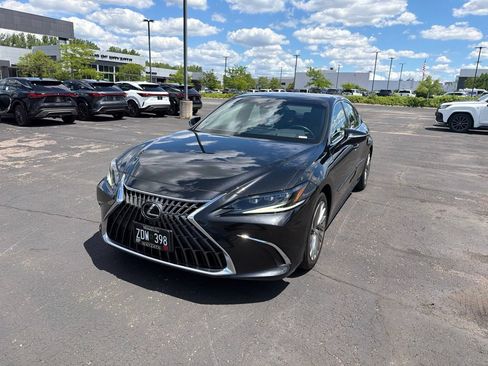 Used 2022 Lexus ES 350 Ultra Luxury w/ Accessory Package 2 FWD image 9