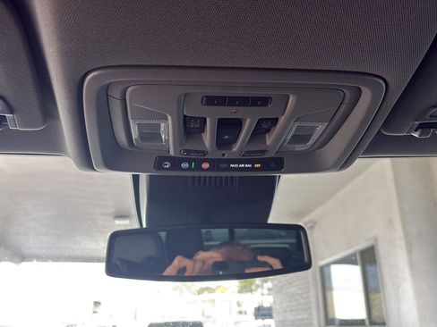 Used 2022 GMC Sierra 1500 Denali image 27