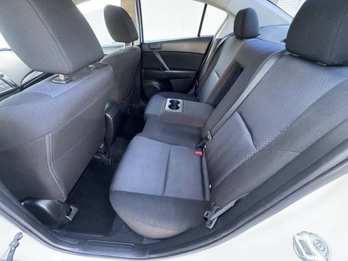 Used 2010 MAZDA MAZDA3 i Sport FWD image 14
