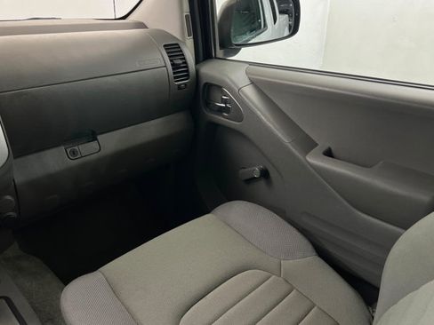 Used 2016 Nissan Frontier S RWD image 10