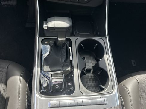New 2026 Kia Carnival EX FWD image 19