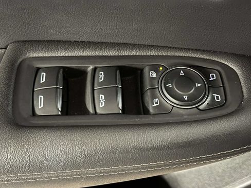 Used 2023 Cadillac XT5 Premium Luxury AWD/4WD image 19