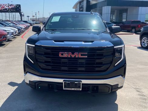 Used 2025 GMC Sierra 1500 Pro w/ Pro Value Package AWD/4WD image 8