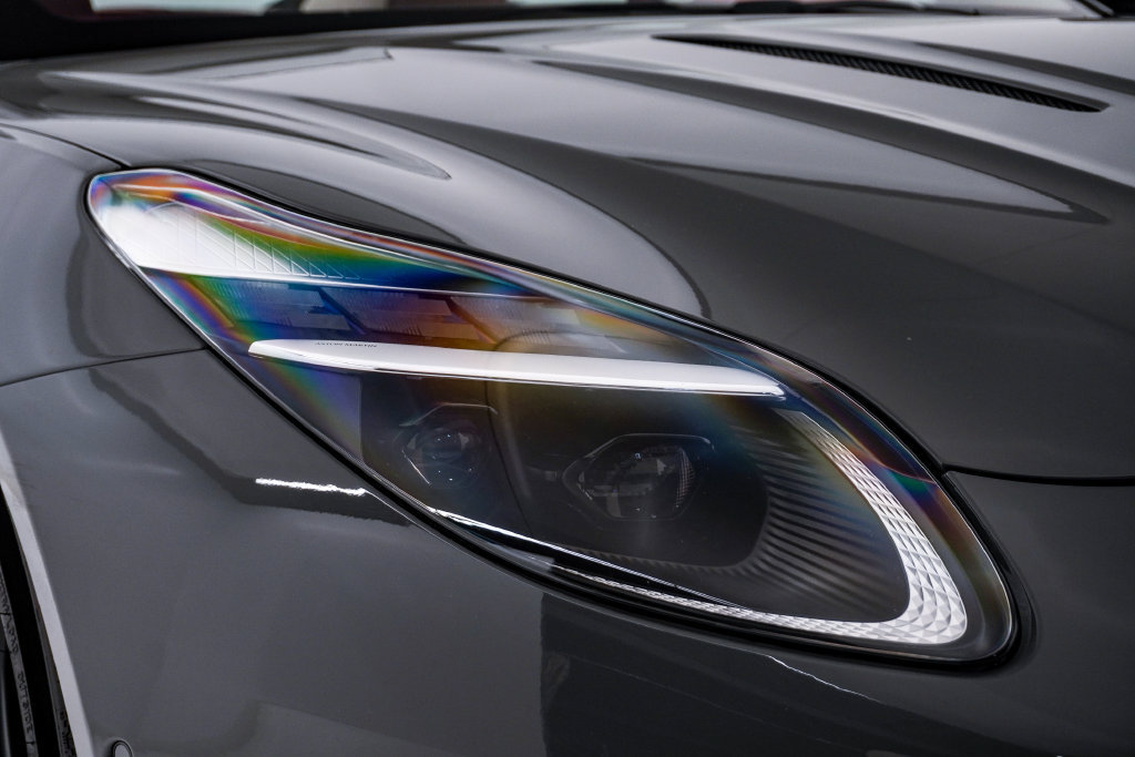Used 2024 Aston Martin DB12 Coupe RWD image 6