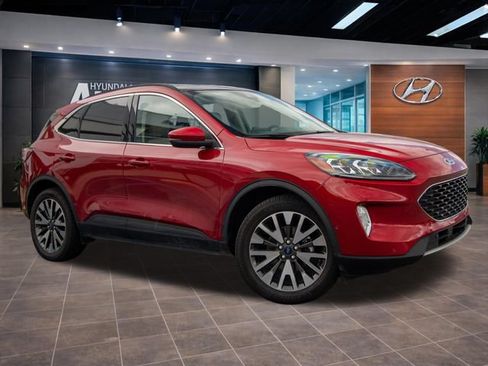 Used 2020 Ford Escape Titanium AWD/4WD image 2