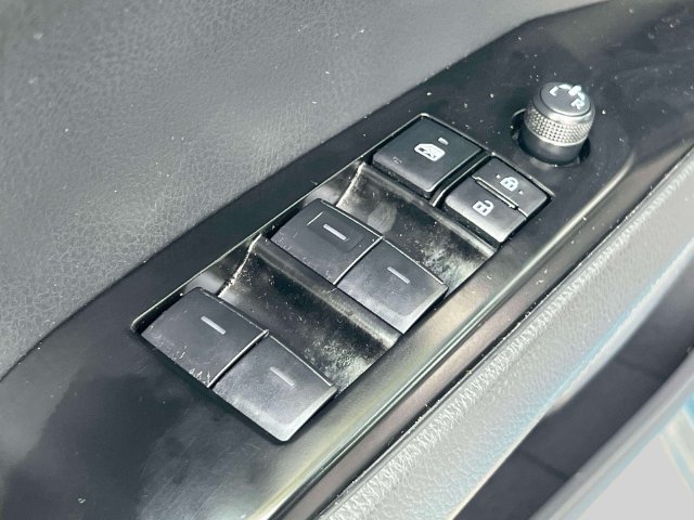 Certified 2025 Toyota Camry SE w/ Convenience Package FWD image 17