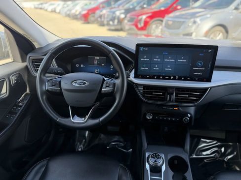 Used 2023 Ford Escape Platinum image 47