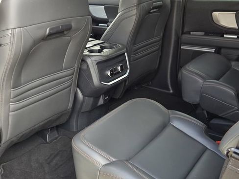 Used 2025 Ford Expedition Active RWD image 37