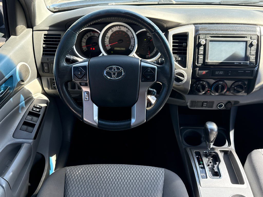 Used 2014 Toyota Tacoma 4x4 Double Cab w/ SR5 Package image 18