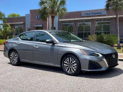 Used 2025 Nissan Altima 2.5 SV