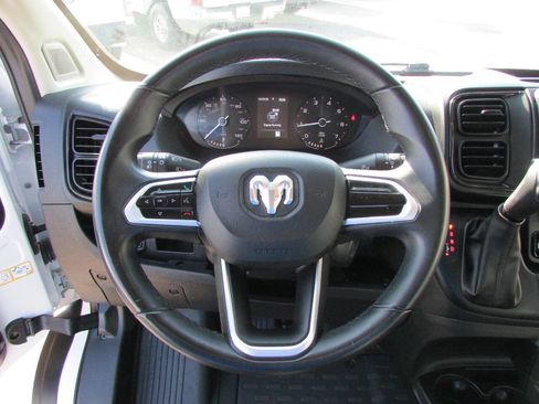 Used 2023 RAM ProMaster 2500 w/ Driver Convenience Group image 19