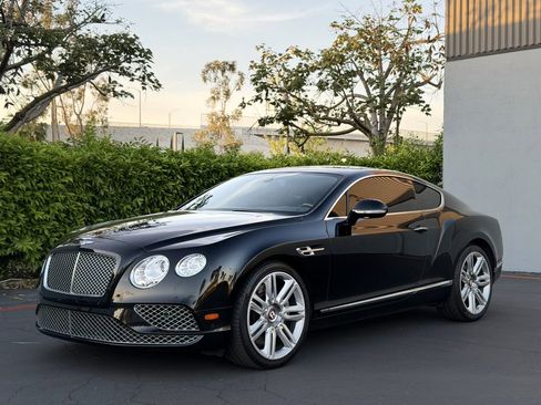 Used 2017 Bentley Continental GT image 7