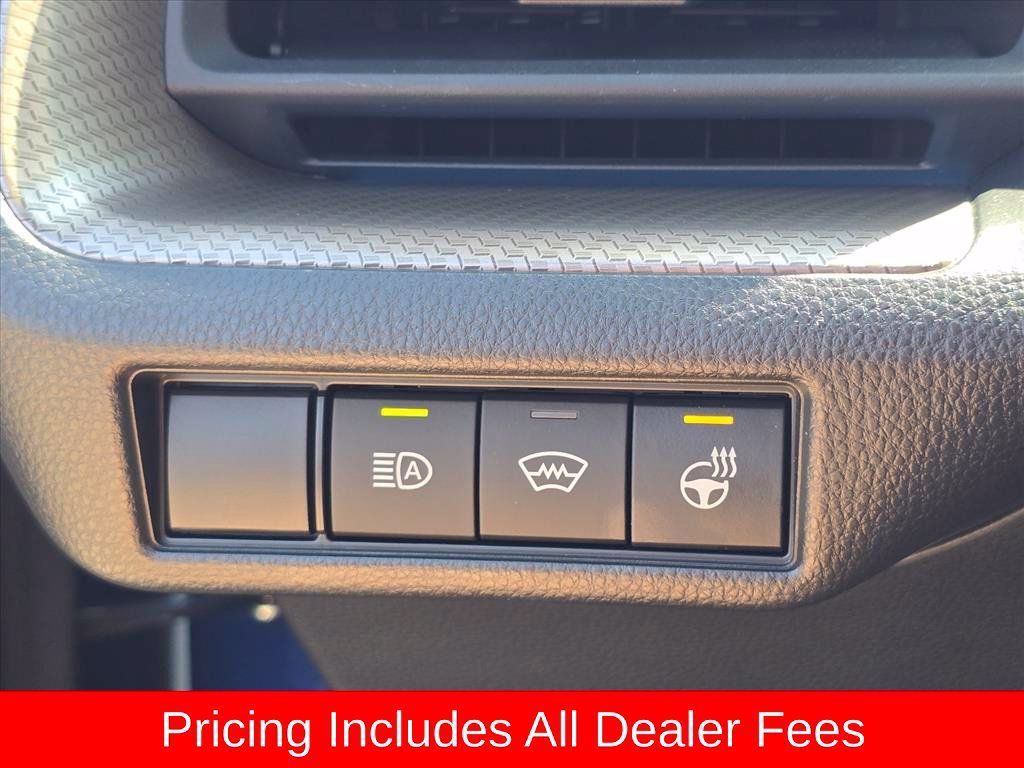 Used 2024 Toyota Prius XLE FWD image 24
