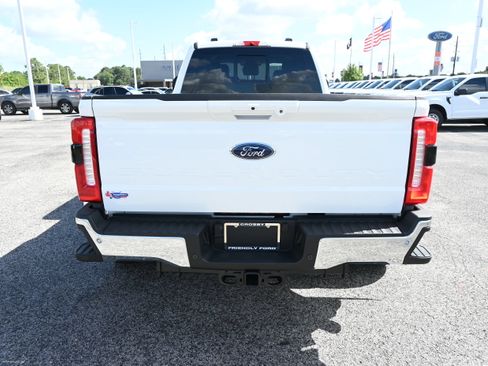 New 2026 Ford F350 Lariat w/ Lariat Premium Package AWD/4WD image 4