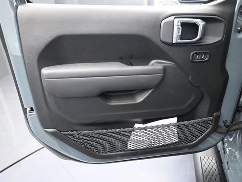 New 2026 Jeep Gladiator Sport image 12