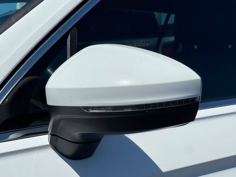 Used 2020 Volkswagen Tiguan SE w/ Panoramic Sunroof Package FWD image 50