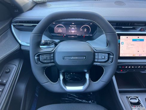 New 2026 Jeep Cherokee Laredo image 14