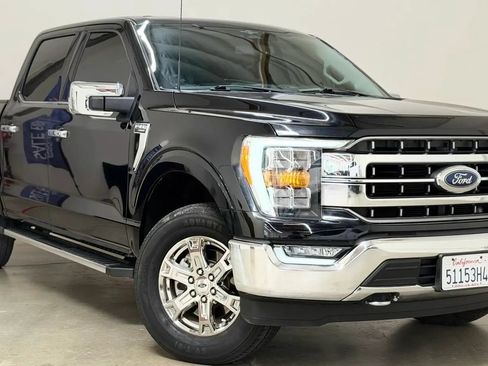 Used 2023 Ford F150 Lariat AWD/4WD image 2