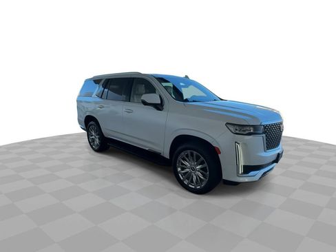 Certified 2022 Cadillac Escalade Premium Luxury image 2