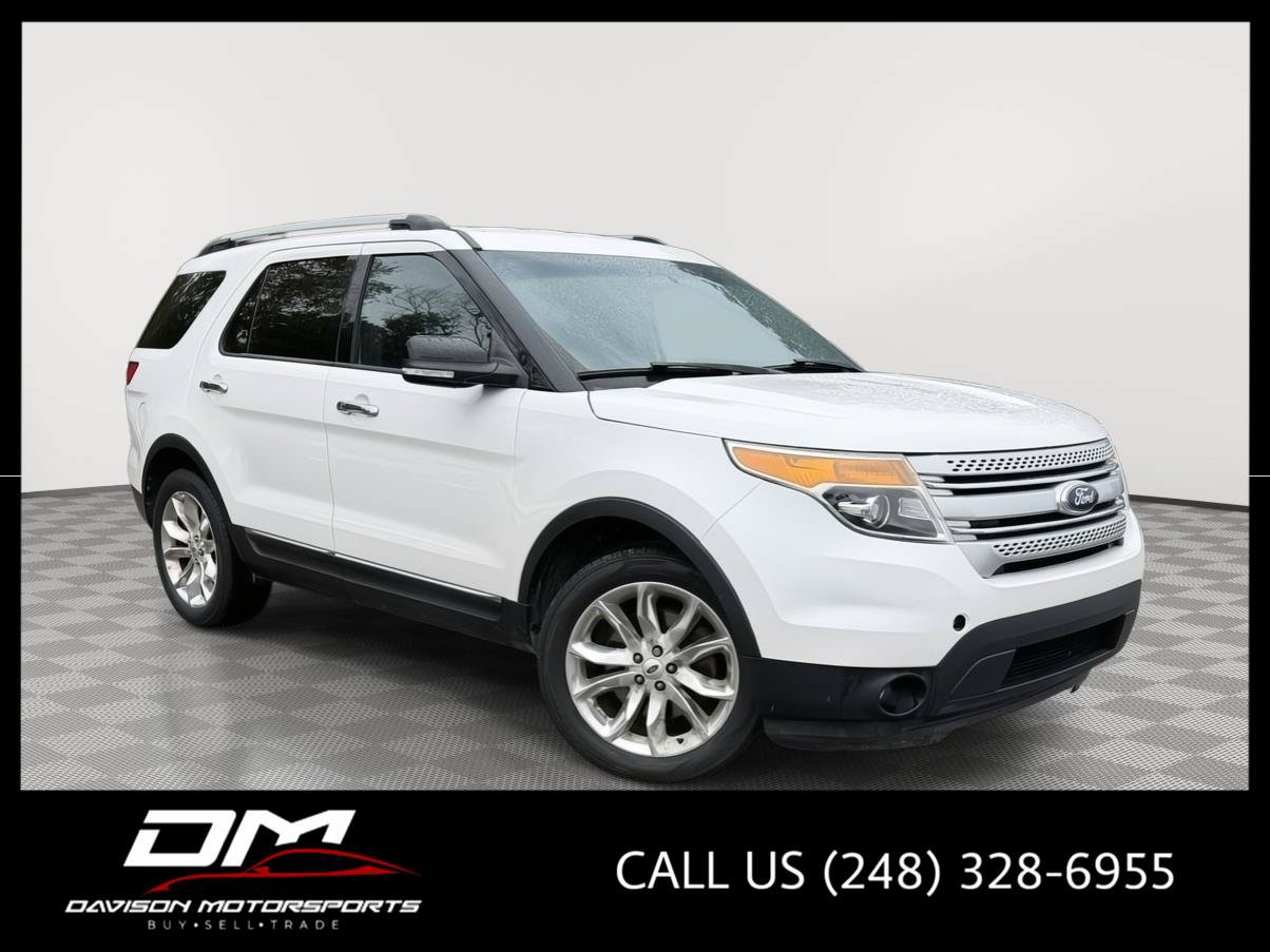 Used 2014 Ford Explorer XLT w/ Equipment Group 202A FWD image 1