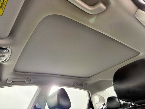 Used 2019 Kia Optima S w/ S Panoramic Sunroof Package image 31