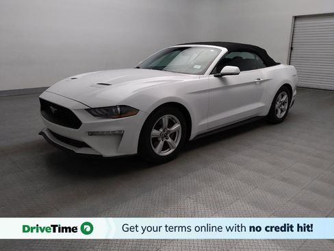 Used 2019 Ford Mustang EcoBoost image 1