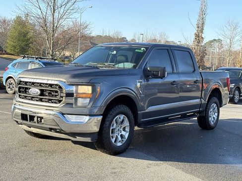Used 2023 Ford F150 XLT w/ Equipment Group 301A Mid image 6