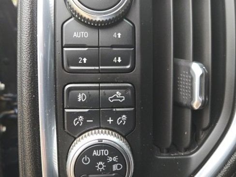 Used 2020 GMC Sierra 3500 Denali w/ Denali Ultimate Package image 12