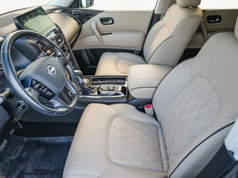 Used 2024 Nissan Armada Platinum w/ Captain's Chairs Package image 21