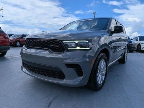 Used 2025 Dodge Durango GT RWD image 7