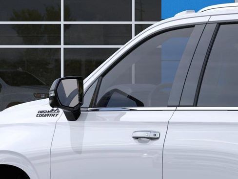 New 2026 Chevrolet Tahoe High Country AWD/4WD image 12