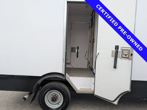 Used 2024 Ford E-350 and Econoline 350 Super Duty w/ Power Windows & Locks Group RWD image 15