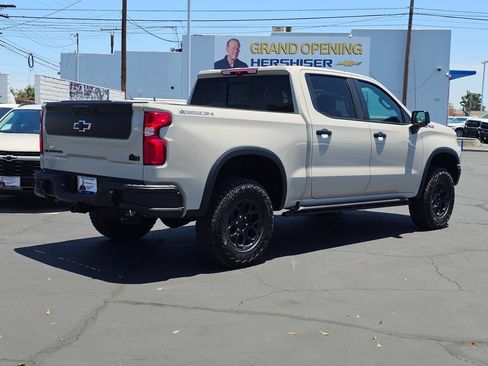 New 2026 Chevrolet Silverado 1500 ZR2 w/ ZR2 Bison Edition AWD/4WD image 6