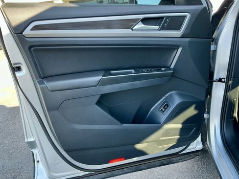 Used 2019 Volkswagen Atlas SEL image 44