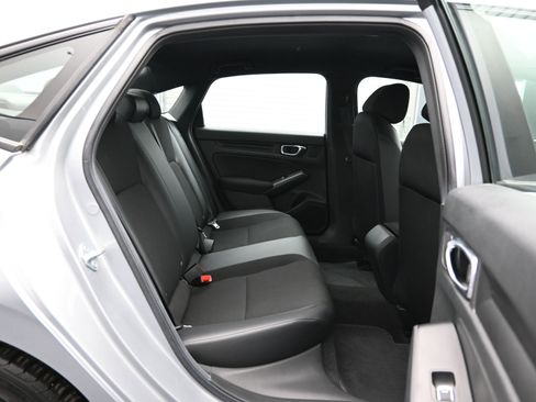 Used 2024 Honda Civic Sport image 11