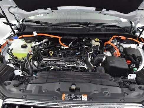 New 2025 Lincoln Corsair Grand Touring AWD/4WD image 18